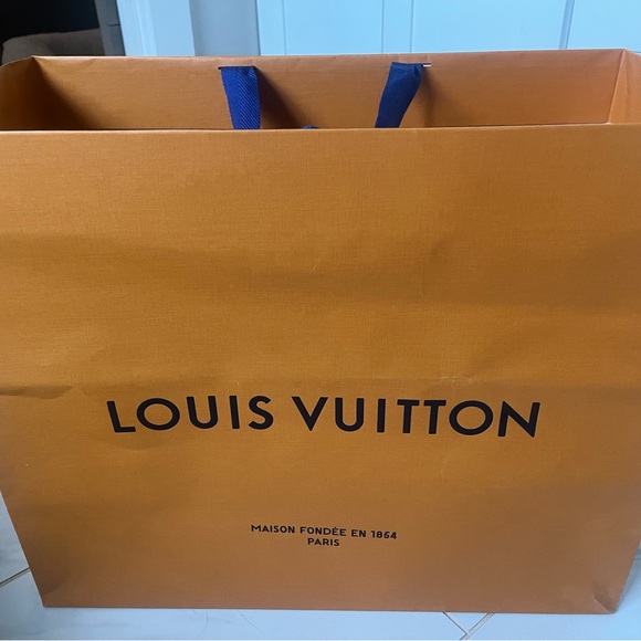 NWT Louis Vuitton Balloon Plaid Baby Blanket, Sunshine - Picture 2 of 7